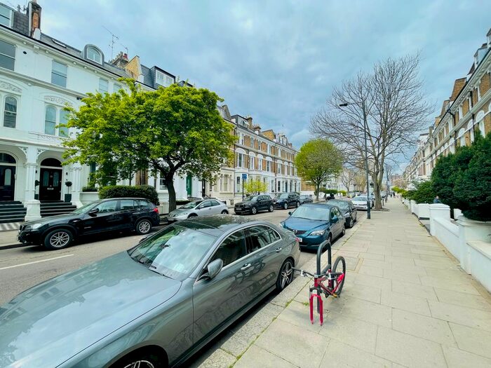 1 Bedroom Flat To Rent In Sinclair Road, London, W14
