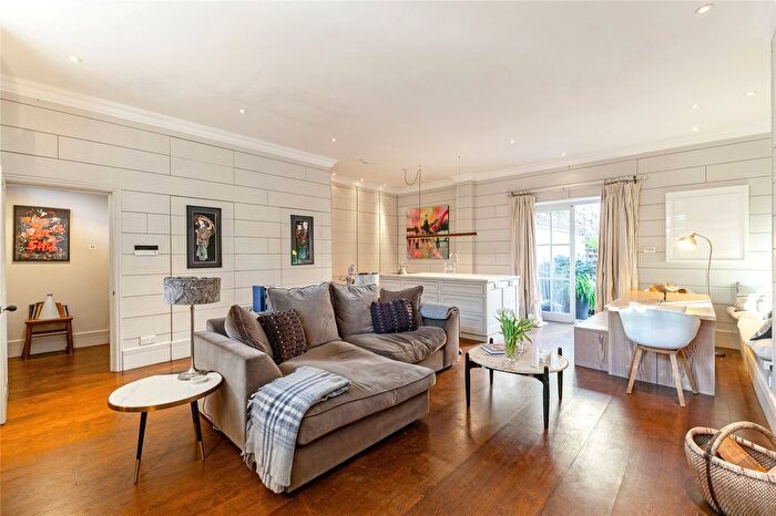 3 Bedroom Terraced House To Rent In Kersley Mews, London, SW11