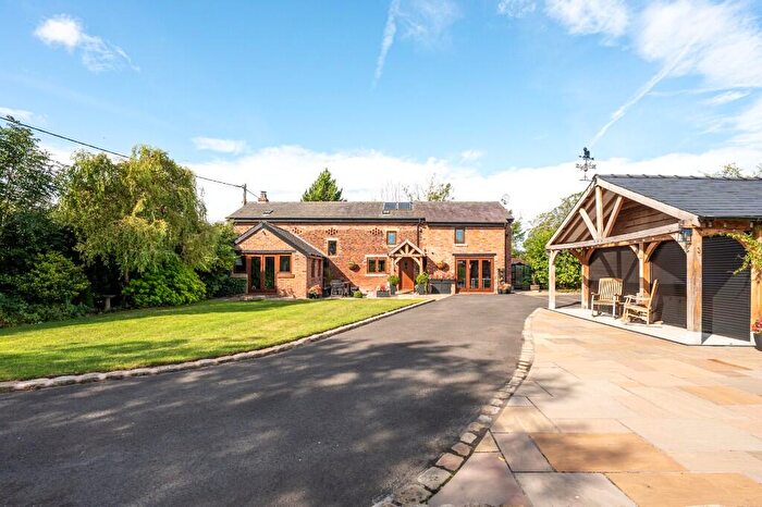 4 Bedroom Barn Conversion For Sale In Moss House Lane, Much Hoole, PR4
