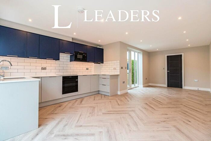 2 Bedroom Apartment To Rent In Victoria Road, Sutton, SM1