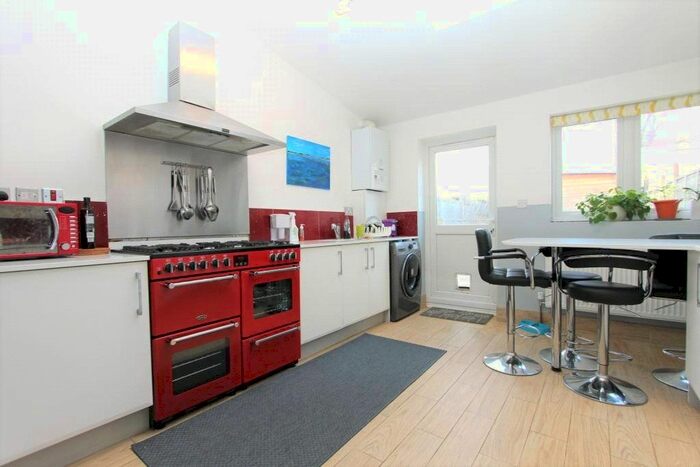 3 Bedroom Terraced House To Rent In Tiverton Road, Edmonton, N18