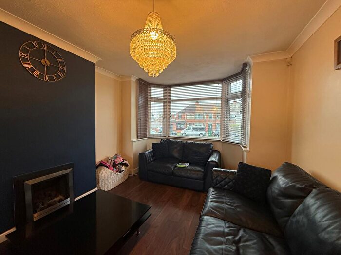 4 Bedroom House To Rent In Brownshill Green Road, CV6