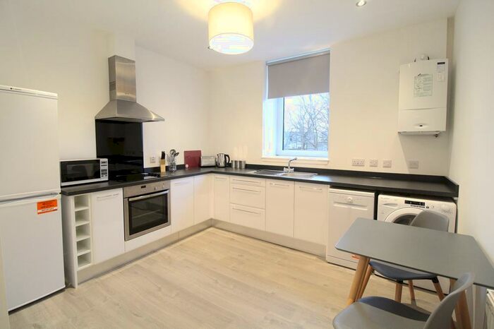 1 Bedroom Flat To Rent In Union Grove, First Right, AB10