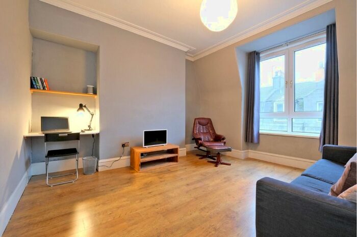 1 Bedroom Flat To Rent In Elmbank Road, Kittybrewster, Aberdeen, AB24