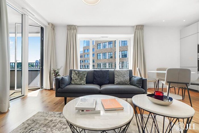 1 Bedroom Flat To Rent In Cloud Street, Sugar House Island, E15