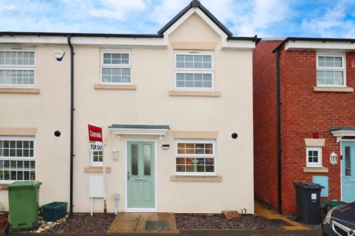 3 Bedroom End Of Terrace House For Sale In Normandy Drive, Yate, Bristol, BS37