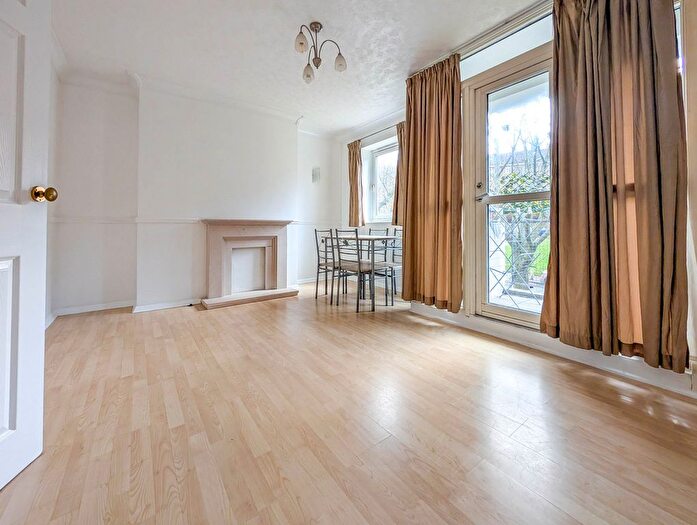 1 Bedroom Flat To Rent In Coltness Crescent, London, SE2