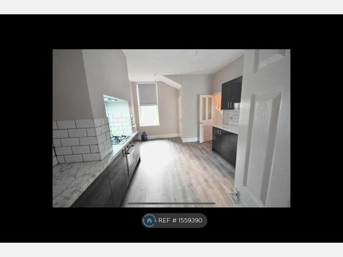 4 Bedroom Detached House To Rent In Victoria Road, Birkenhead, CH42