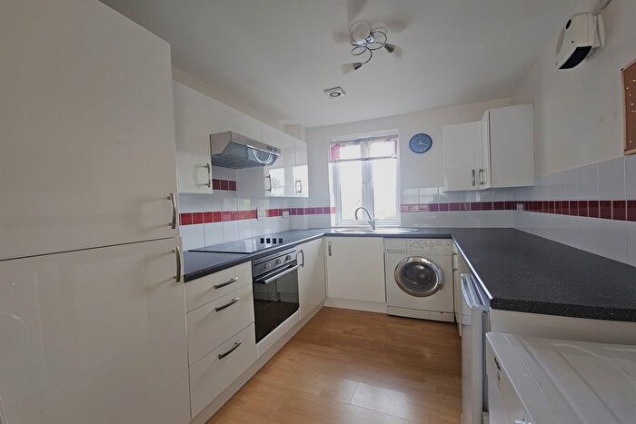 1 Bedroom Flat For Sale In Holden Close, Braintree, CM7
