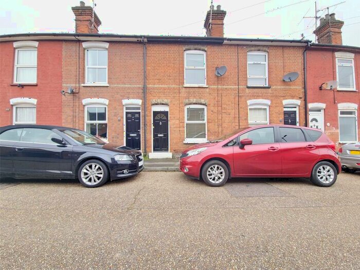 2 Bedroom Terraced House To Rent In Crompton Street, Chelmsford, CM1