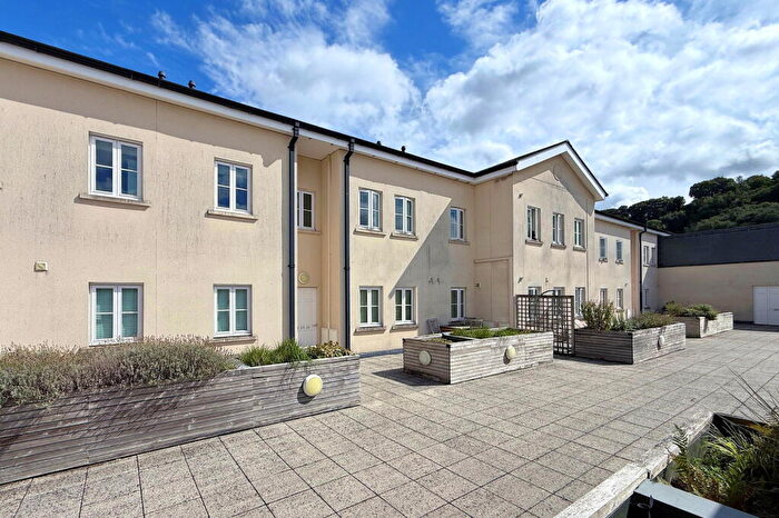2 Bedroom Flat For Sale In New Marchants Passage, Bath, BA1