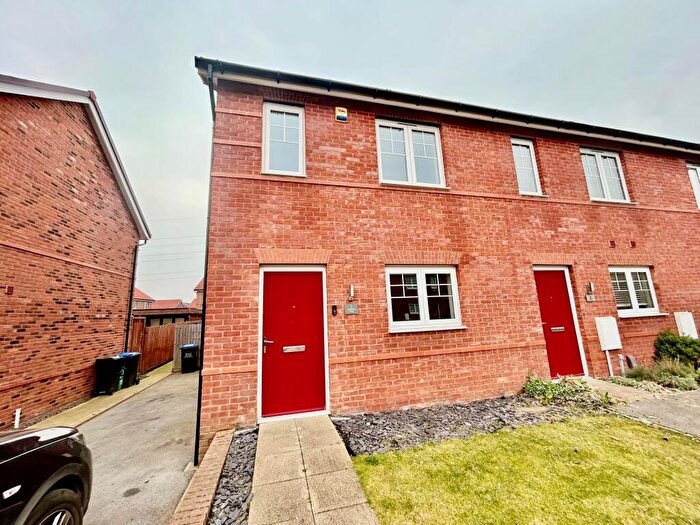 2 Bedroom End Of Terrace House To Rent In Whittaker Way, Warwick, CV34