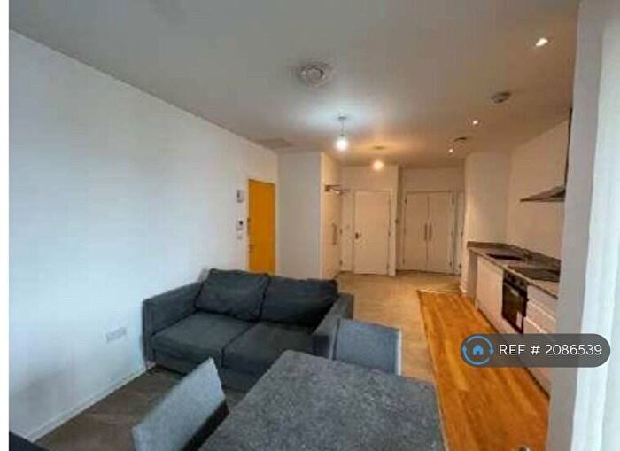 1 Bedroom Flat To Rent In Valentines House, Ilford, IG1