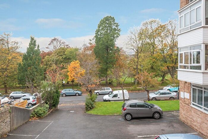 2 Bedroom Flat To Rent In Belle Vue Court, - Preston Park Avenue, Brighton, East Sussex, BN1
