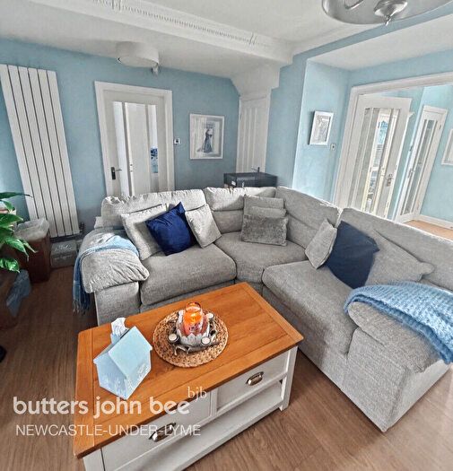 4 Bedroom Semi-Detached House For Sale In Loring Road, Newcastle, ST5