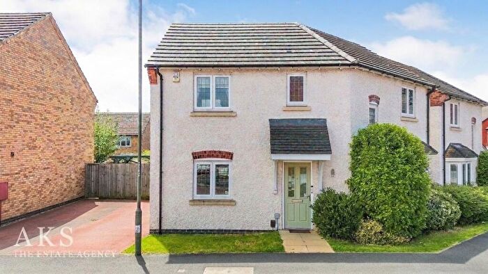 3 Bedroom Detached House For Sale In Richardson Way, Derby, DE22