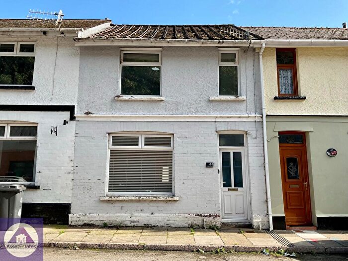 3 Bedroom Terraced House For Sale In Woodland Terrace, Aberbeeg, Abertillery, NP13