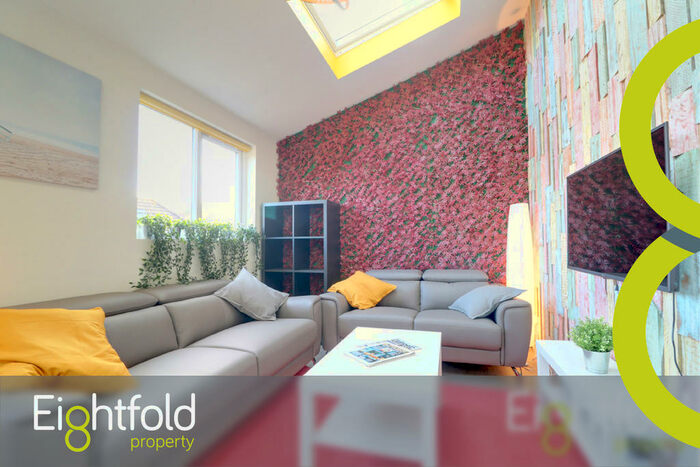 6 Bedroom Semi-Detached House To Rent In Southall Avenue, Brighton, BN2