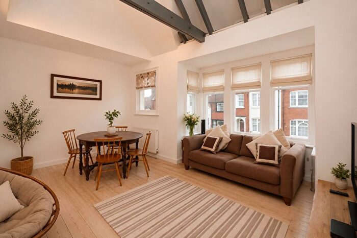 2 Bedroom Flat To Rent In Felsberg Road, London, SW2