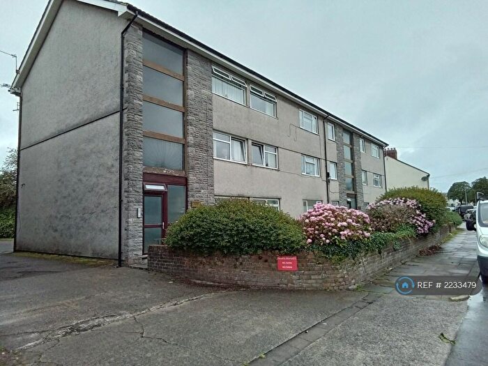 2 Bedroom Flat To Rent In Tudor Court, Cardiff, CF14