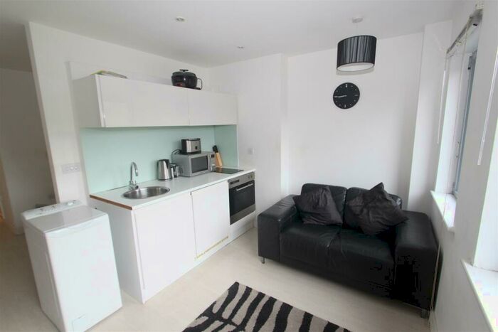 Studio To Rent In Manor Mills, Ingram Street, LS11