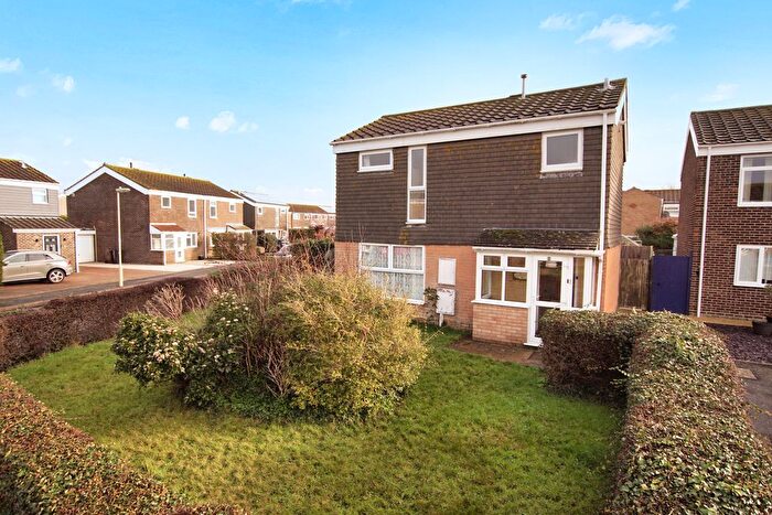 3 Bedroom Detached House For Sale In Avon Close, Lee-On-The-Solent, PO13