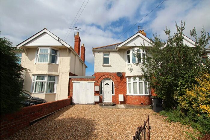 1 Bedroom Apartment To Rent In Oxford Road First Floor, Stratton St Margaret, Swindon, SN3