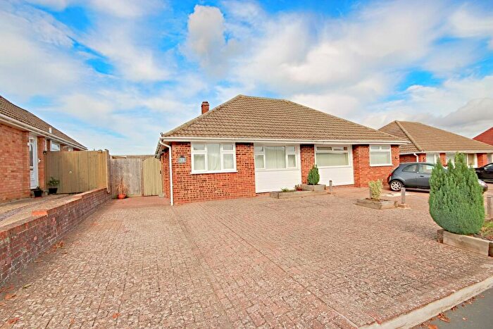 2 Bedroom Semi-Detached Bungalow For Sale In Tintern Road, Allington, Maidstone, ME16
