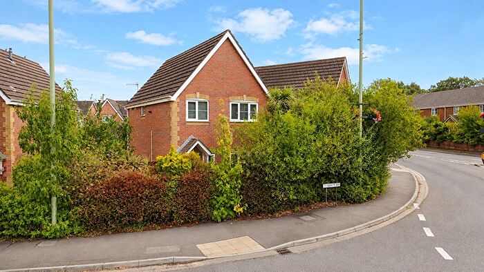 3 Bedroom Detached House For Sale In Cynllan Avenue, Llanharan, Pontyclun, Rhondda Cynon Taff., CF72
