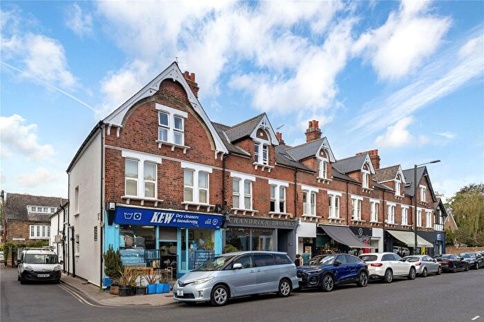 1 Bedroom Flat To Rent In Sandycombe Road, Kew, TW9