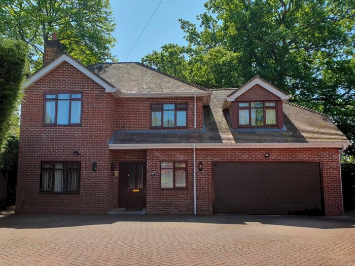 5 Bedroom Detached House To Rent In Thorold Road, Chandlers Ford, SO53