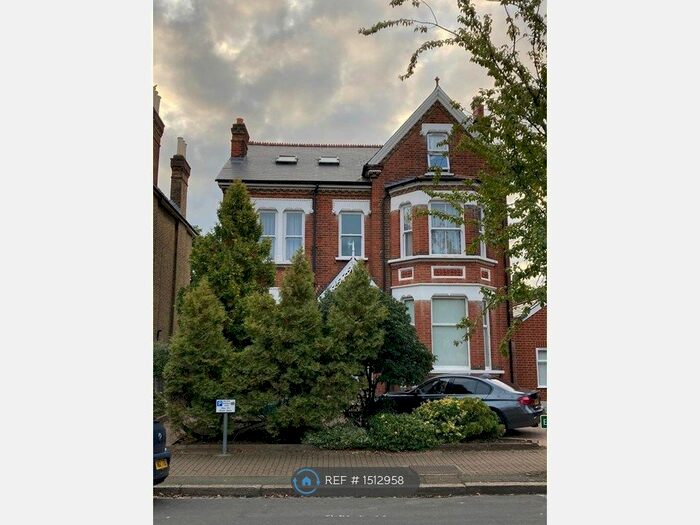 2 Bedroom Flat To Rent In Elm Road, Beckenham, BR3