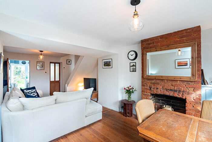2 Bedroom Terraced House For Sale In Riverside, Pixham, Dorking, RH4