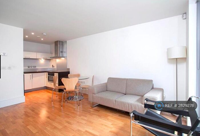 1 Bedroom Flat To Rent In North Stand Highbury Stadium, London, N5