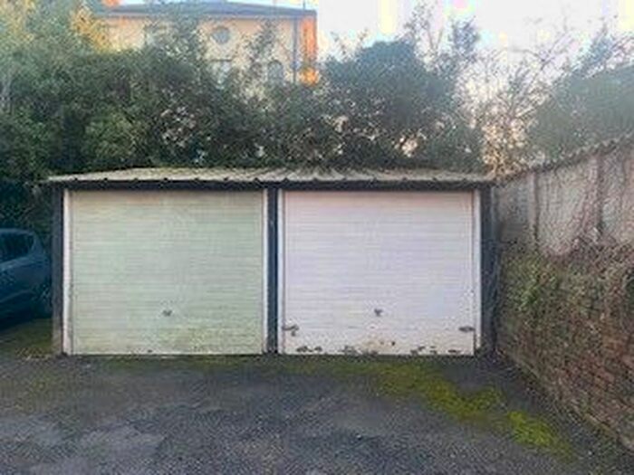 Parking/garage To Rent In Grove Road, Surbiton, KT6