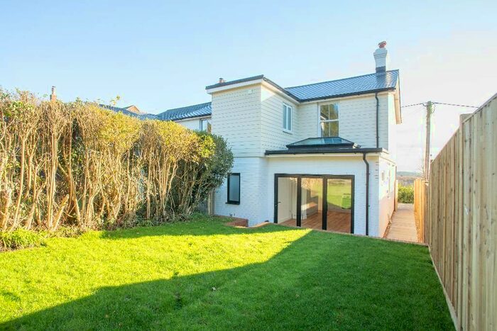 3 Bedroom End Of Terrace House To Rent In Firgrove Road, Cross In Hand, Heathfield, East Sussex, TN21