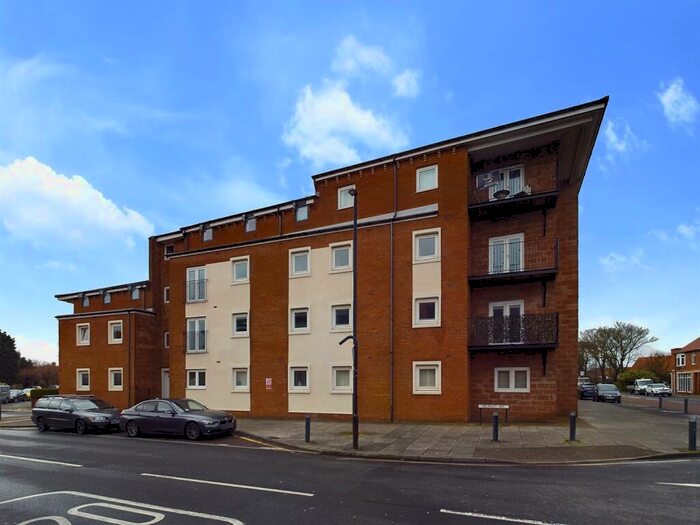 2 Bedroom Flat To Rent In Wilson Court, Bromley Avenue, Monkseaton, NE25