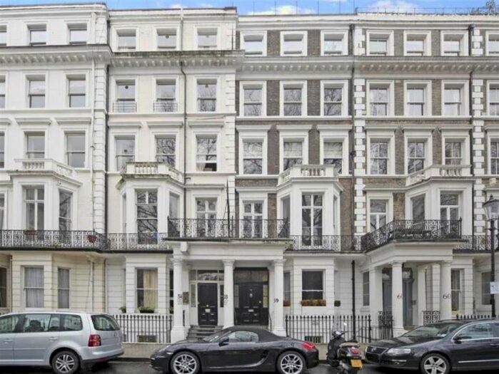 2 Bedroom Flat To Rent In Courtfield Gardens, London, SW5