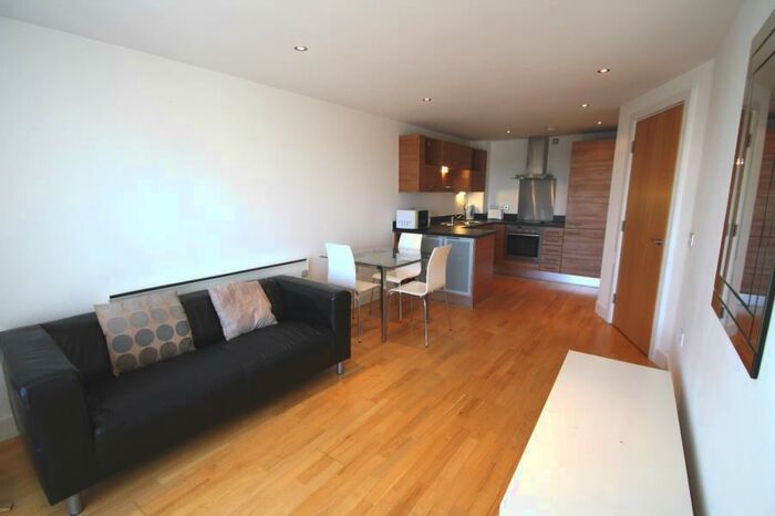 1 Bedroom Apartment To Rent In Clarence House, The Boulevard, LS10