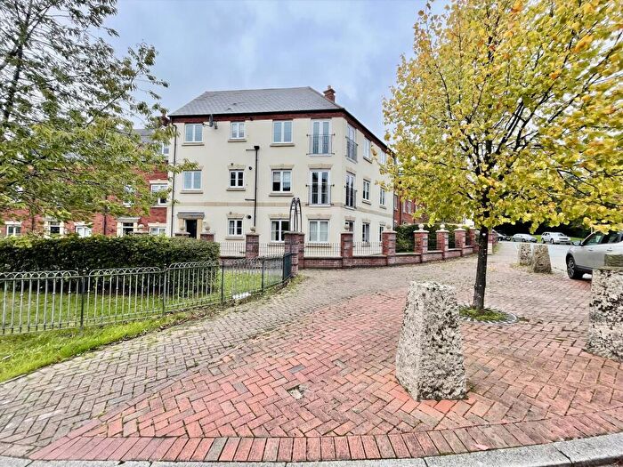 2 Bedroom Flat To Rent In Middleton Road, Fulwood, Preston, Lancashire, PR2