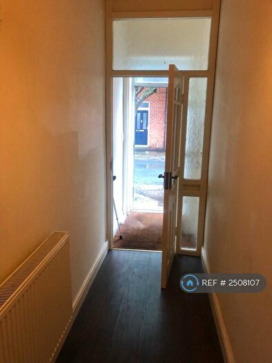 3 Bedroom Flat To Rent In Trafford Street, Preston, PR1