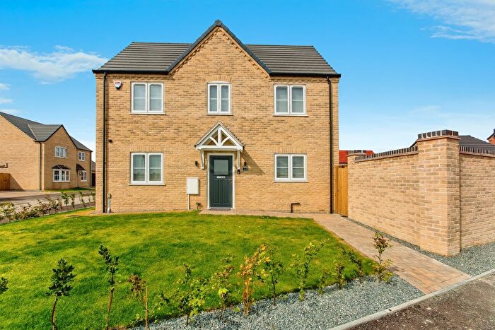 3 Bedroom Semi-Detached House For Sale In Lupin Drive, Leverington, Wisbech, PE13