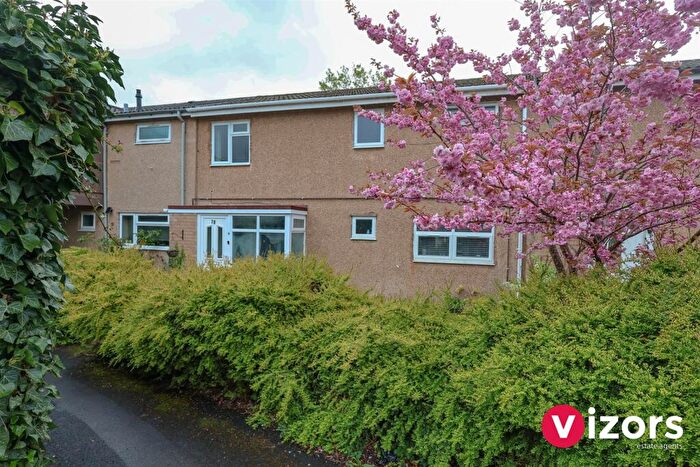 4 Bedroom Terraced House For Sale In Garway Close, Matchborough East, Redditch, B98