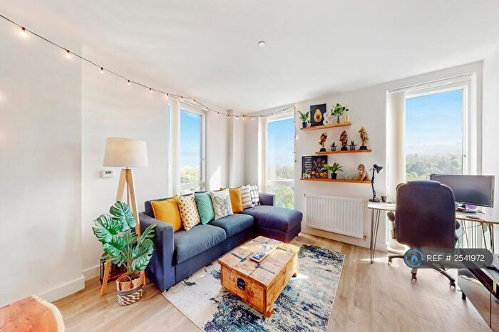 2 Bedroom Flat To Rent In Chesterton House, Harrow, HA1