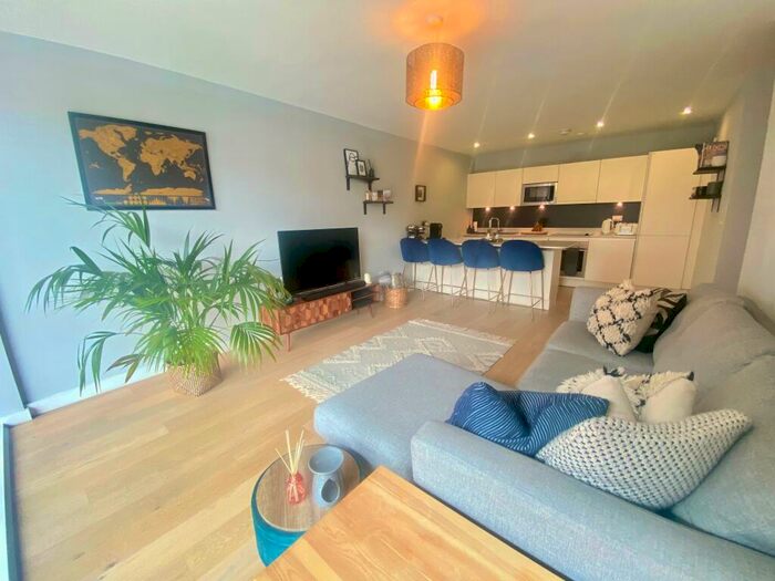 2 Bedroom Apartment To Rent In Potato Wharf, Castlefield, M3