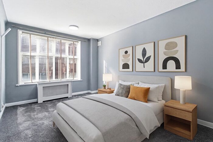 2 Bedroom Flat To Rent In Edgware Road, London, W2