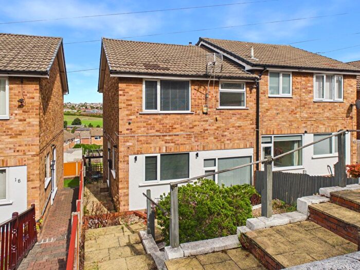 3 Bedroom Semi Detached House For Sale In Third Avenue, Carlton, Nottingham, NG4