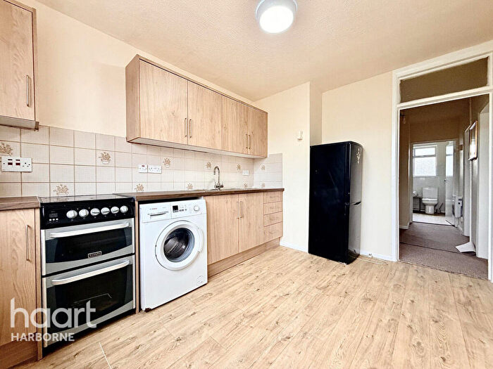 1 Bedroom Flat To Rent In Warley Court, Oldbury, B68