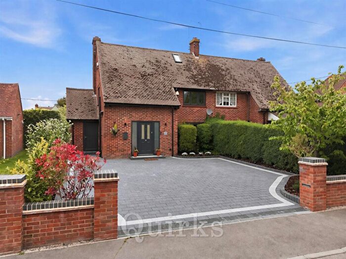3 Bedroom Semi-Detached House For Sale In Short Lane, Ramsden Heath, Billericay, CM11