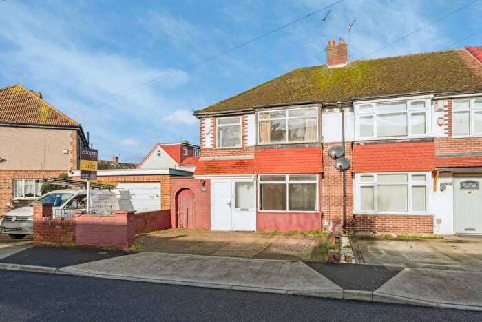 3 Bedroom Semi-Detached House To Rent In Lynhurst Crescent, Hillingdon, Middlesex, UB10